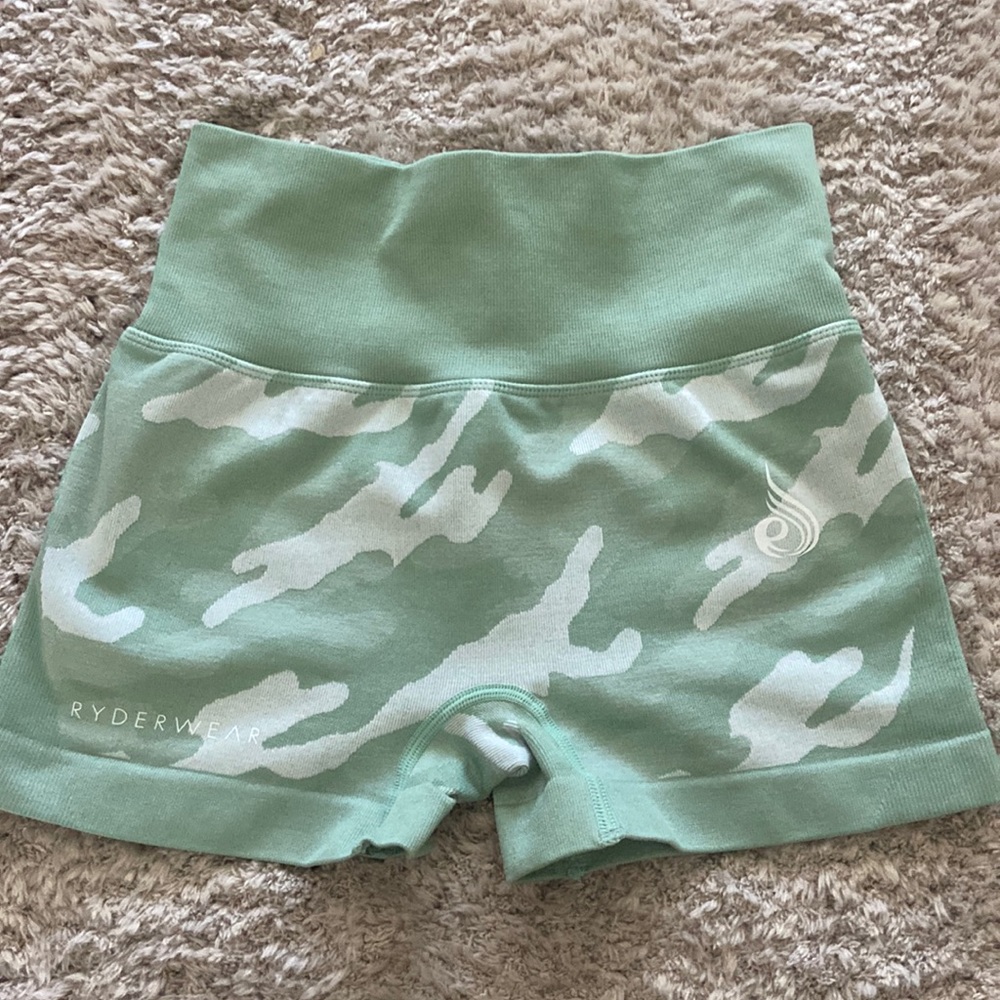 Ryderwear green camo shorts
